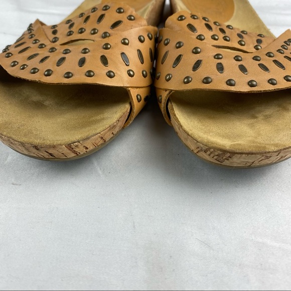 NINE WEST SENSO Carmel Leather Studded Slides - Picture 5 of 10